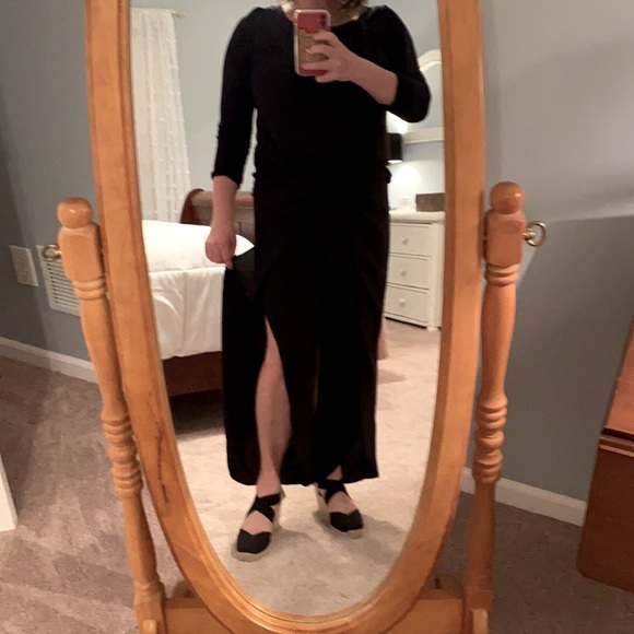 Split Leg Crop Pant - Picture 3 of 7